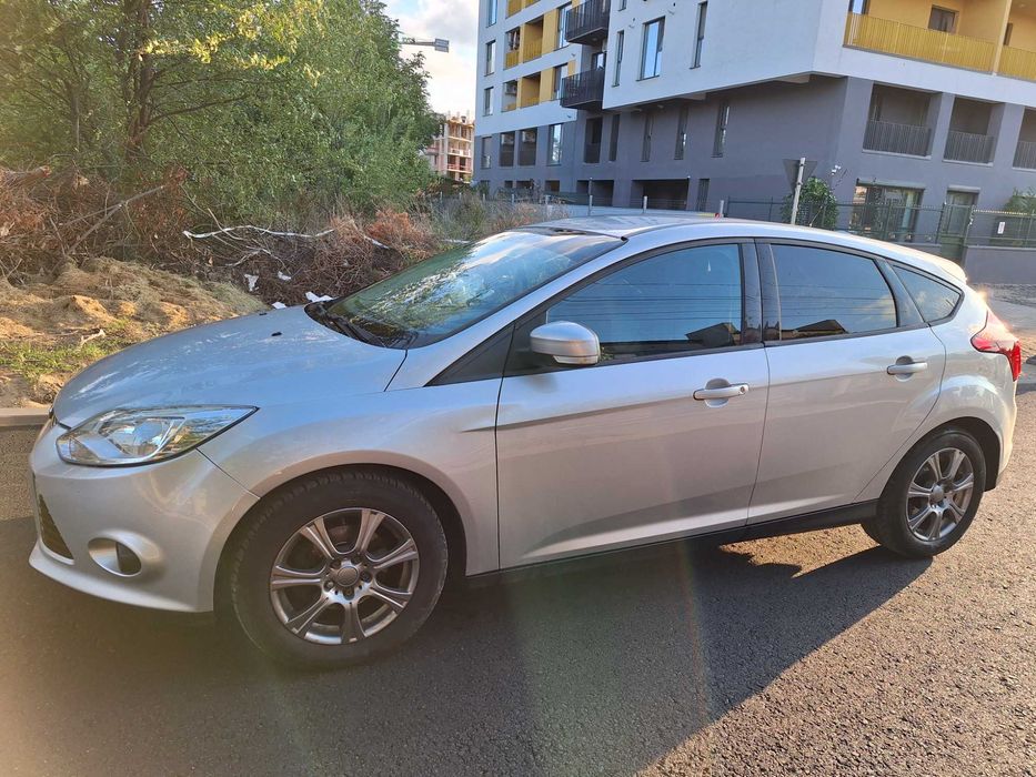 Ford Focus 3 hatchback 1.6 TDCI - ambreiaj + distributie făcute