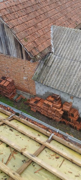 Vînd tiglă bună și ieftină arad