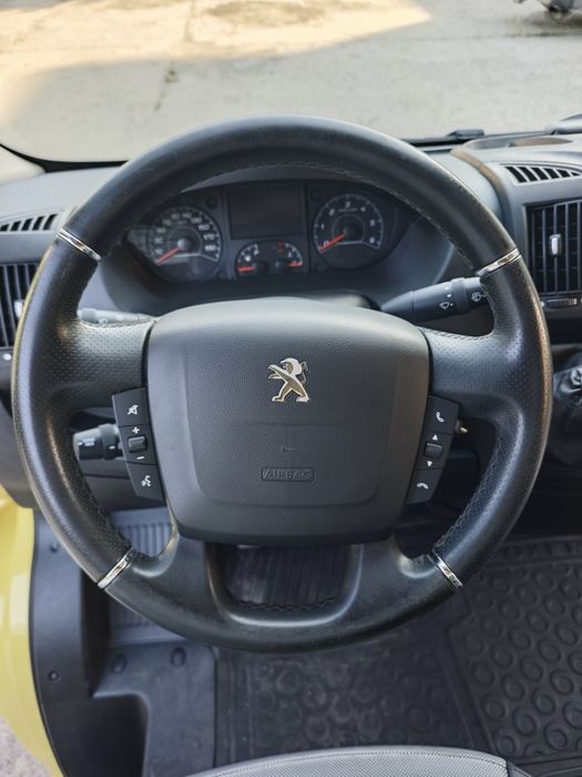 Peugeot Boxer 2.0hdi, 163cp, climatronic,bluetooth,pilot,cantar scaun