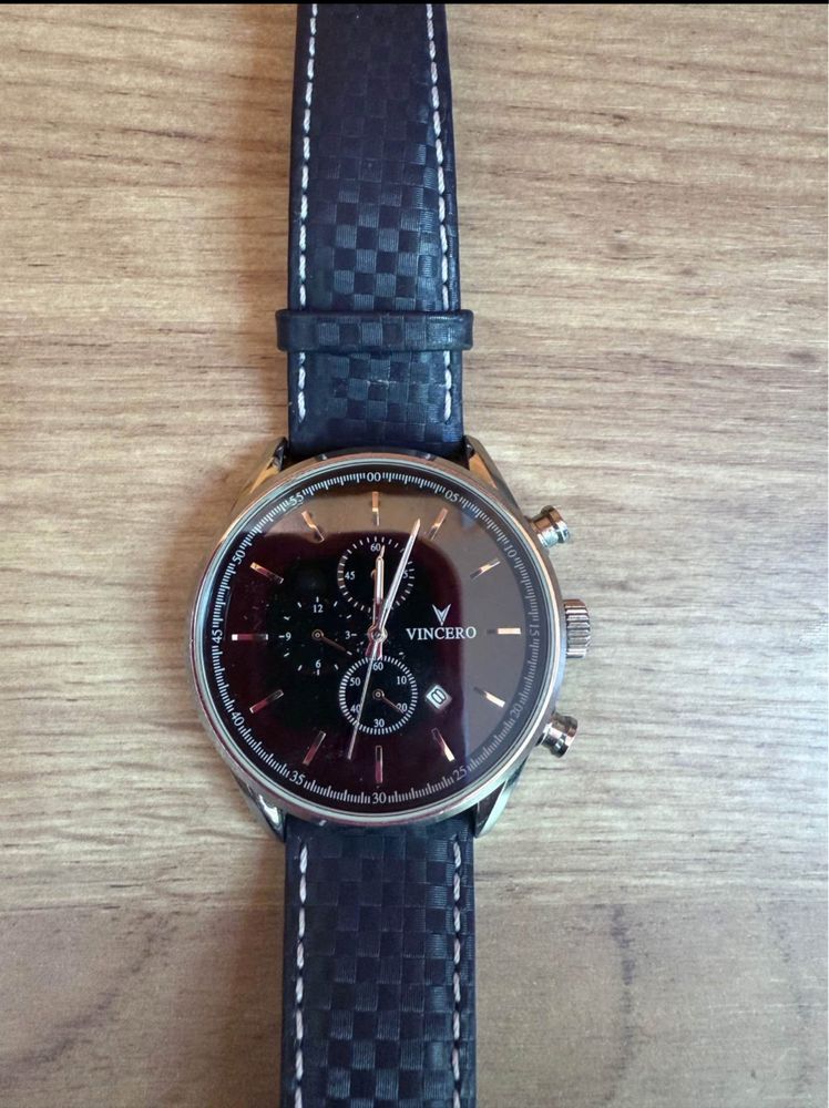 Часовници Vincero и Casio