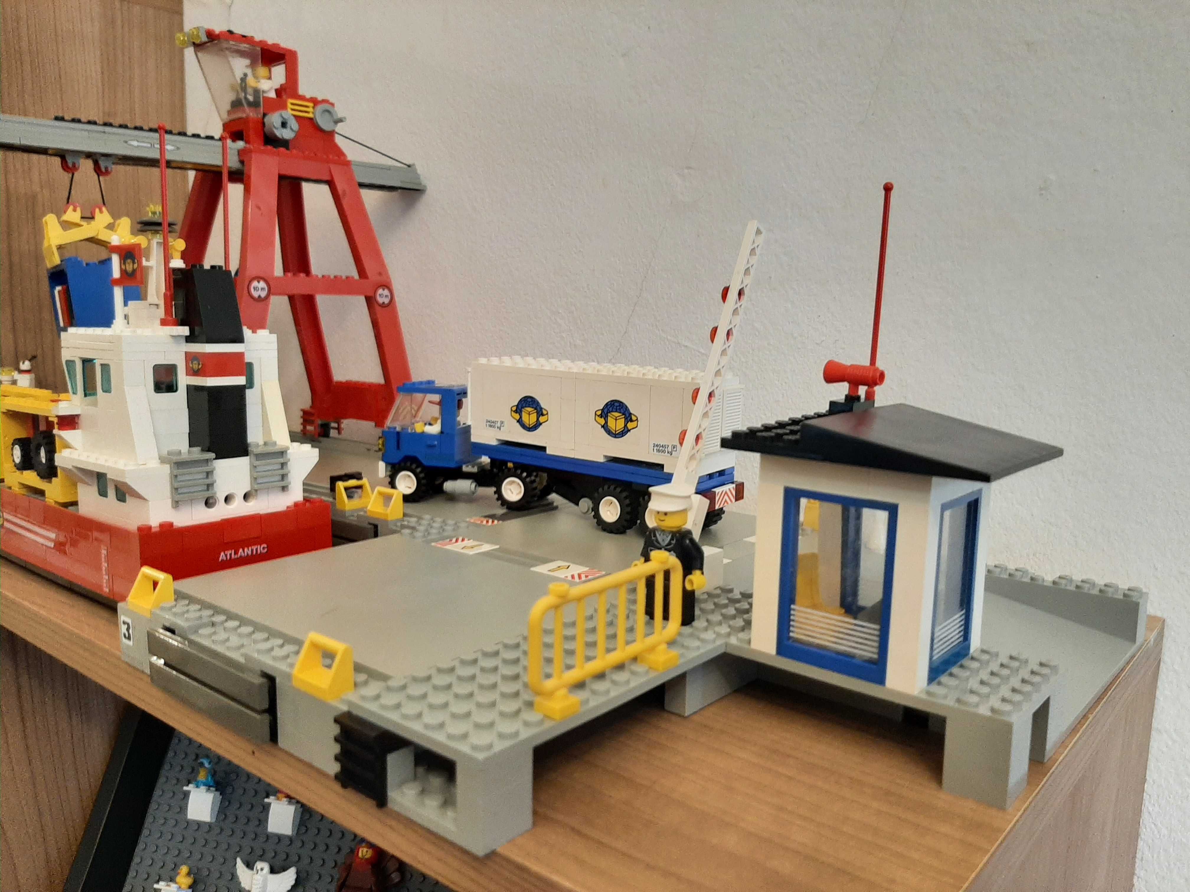 Lego 6542: Launch & Load Seaport