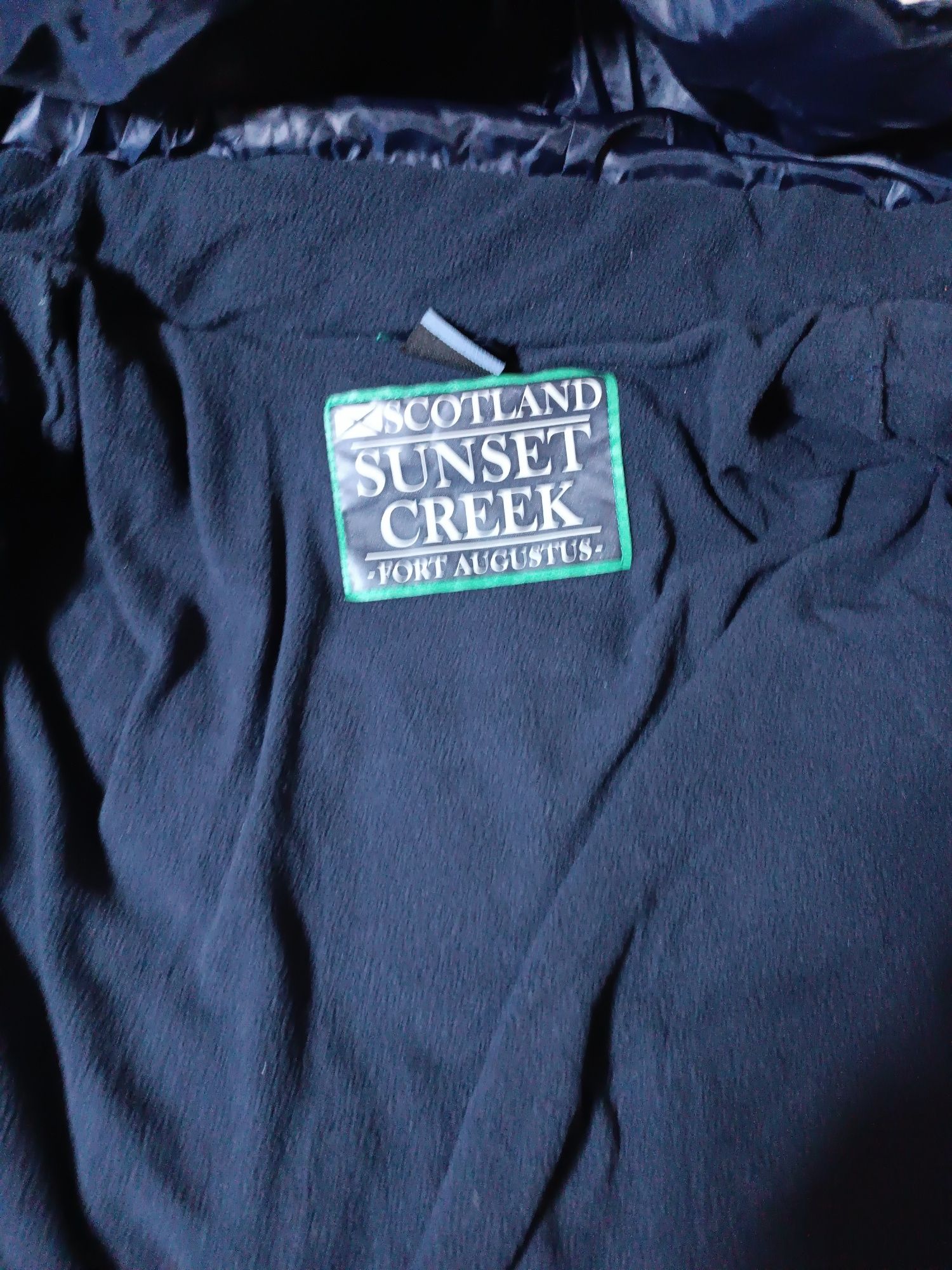 Geacă fis cu vatelina groasa de iarna ,marca Scotland  Sunset Creek. M