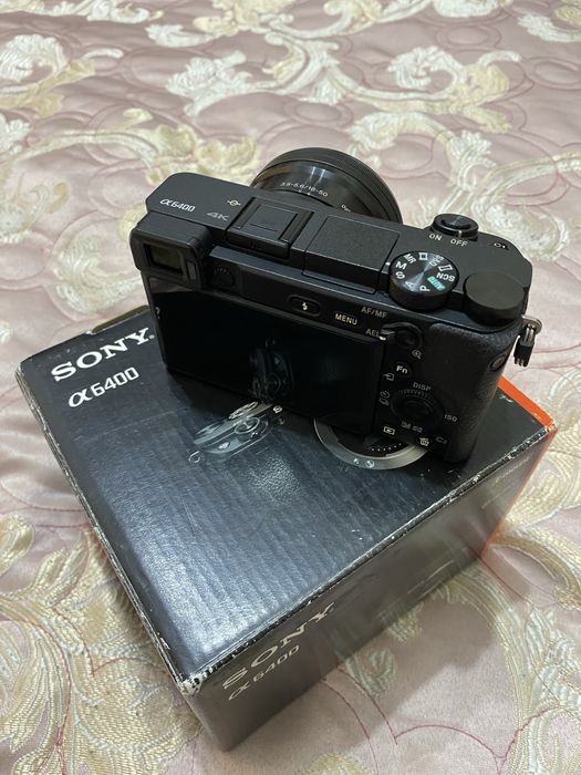 Sony A6400 с 16-50mm
