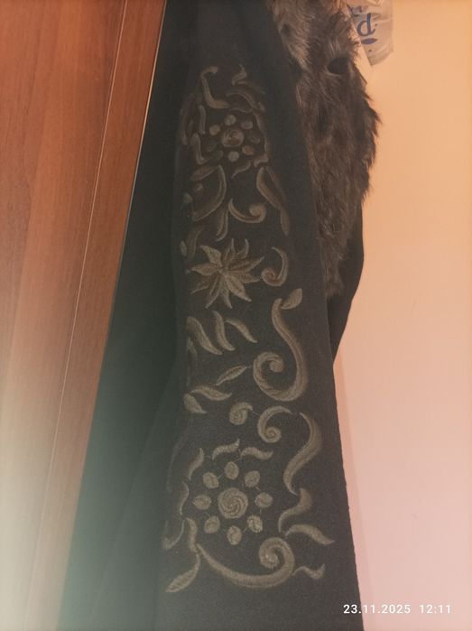 Дамско палто Л размер