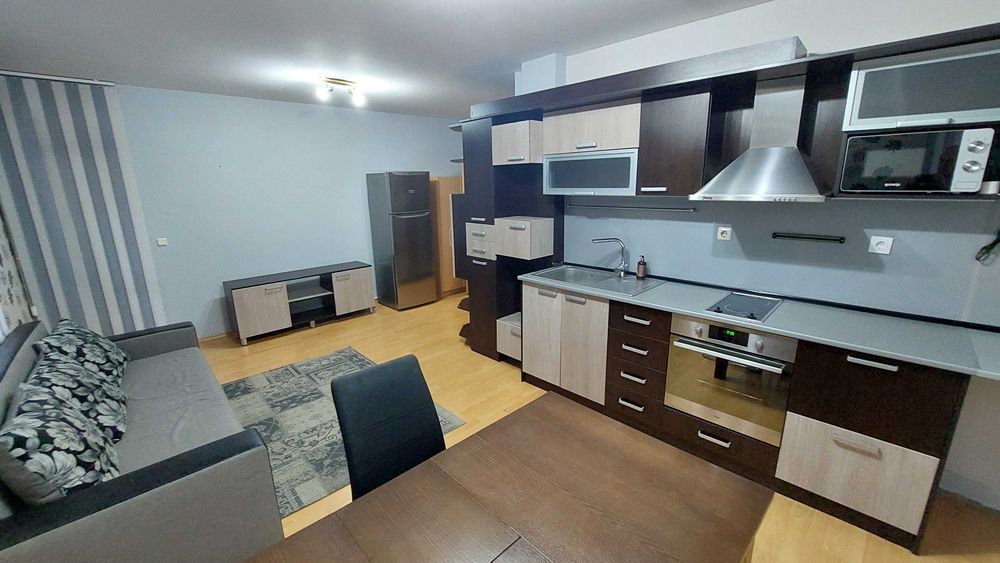 Продава се Тристаен апартамент в Варна, Окръжна болница - 82 кв.м за 2927 €/кв.м - Снимка #8