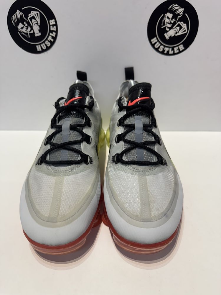 Маратонки NIKE VAPORMAX .Номер 40