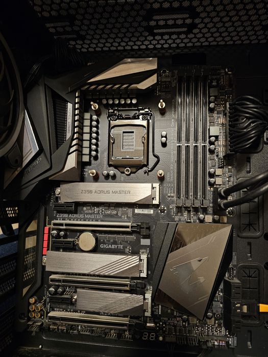 Placa de baza aorus master z390 lga 1151