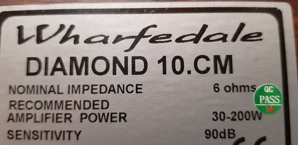 Wharfedale Diamond 10.CM , 90 dB / 1 W / 1 m , proveniență Anglia.