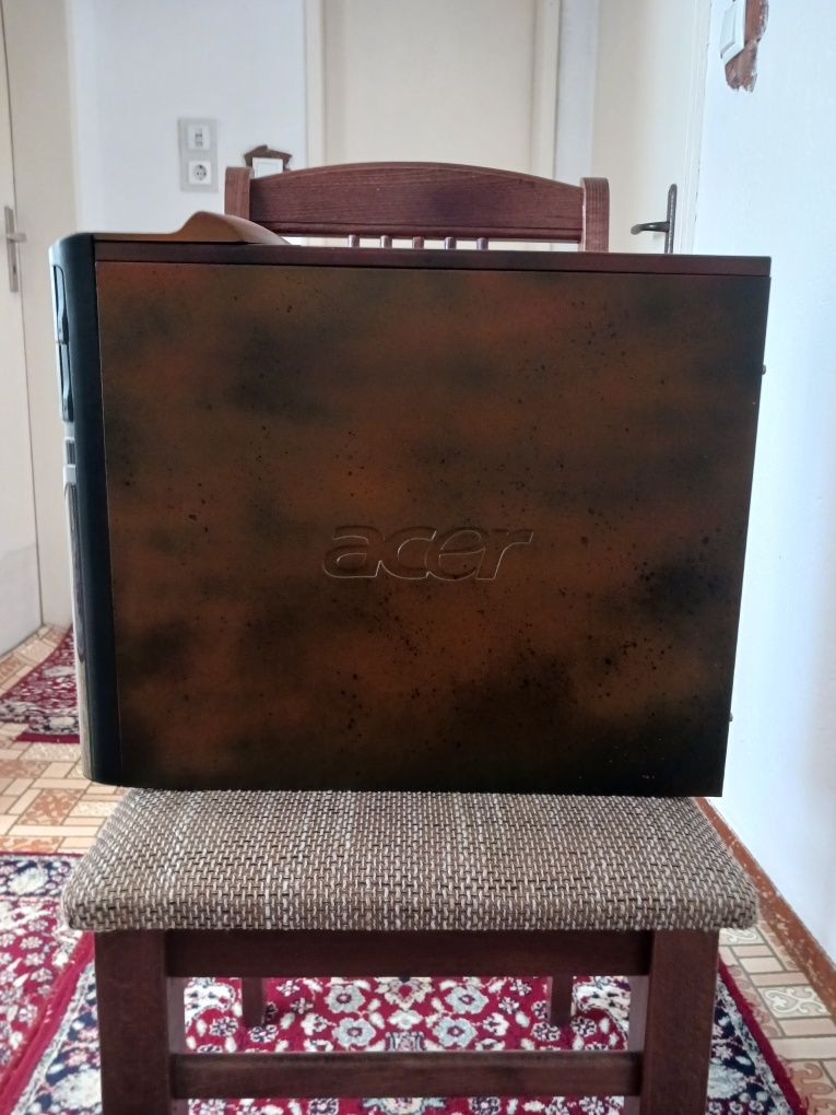 Домашен компютър Acer
