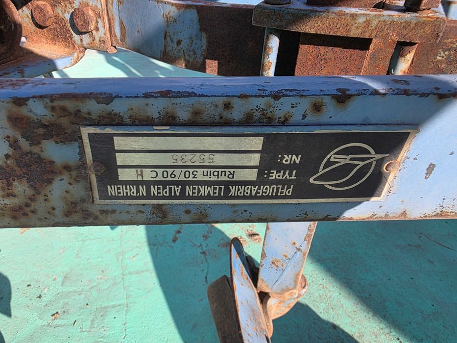 Plug Lemken Rubin reversibil hidraulic  cu 3 brazde