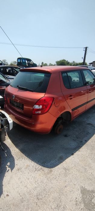 Dezmembrez Skoda Fabia 2