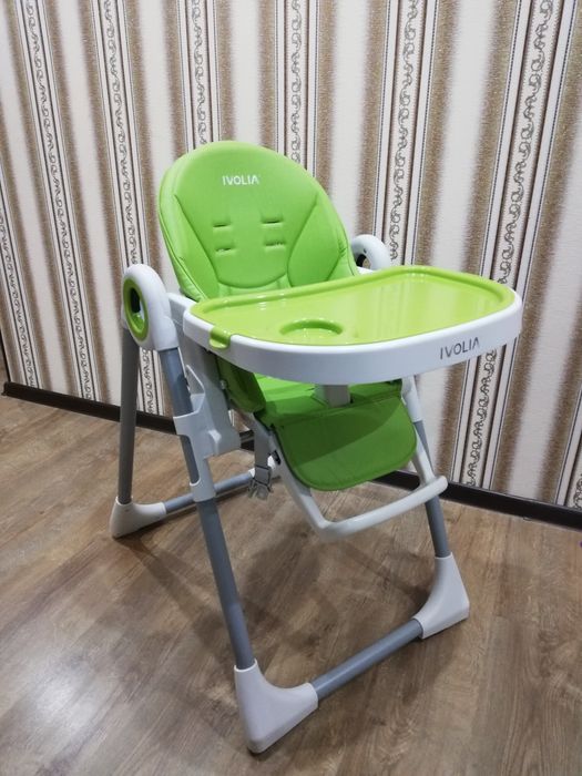 Детский стульчик для кормления