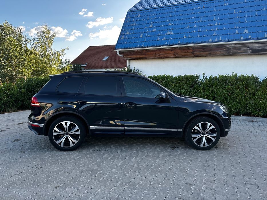Volkswagen Touareg 3.0 TDI R-Line – 2016 – Full Option