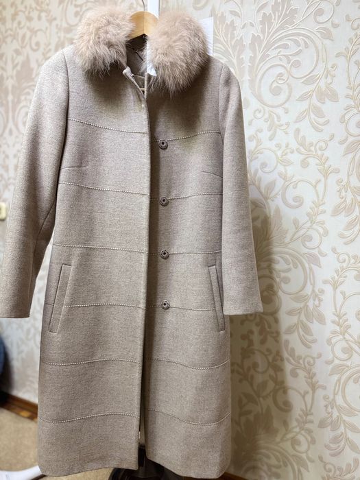 Пальто женское зимнее.