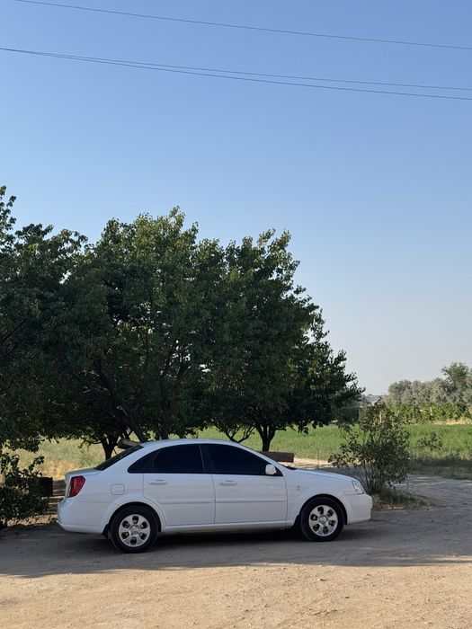 Lacceti 1.8 2013 yil