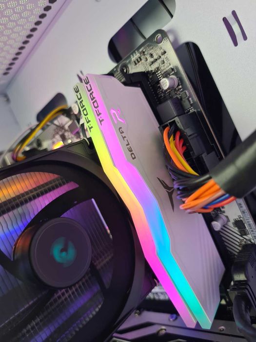 Нов / Гаранция / Ryzen 5 Gen. / 16GB RAM /  AMD RX Graphics/ Геймърски