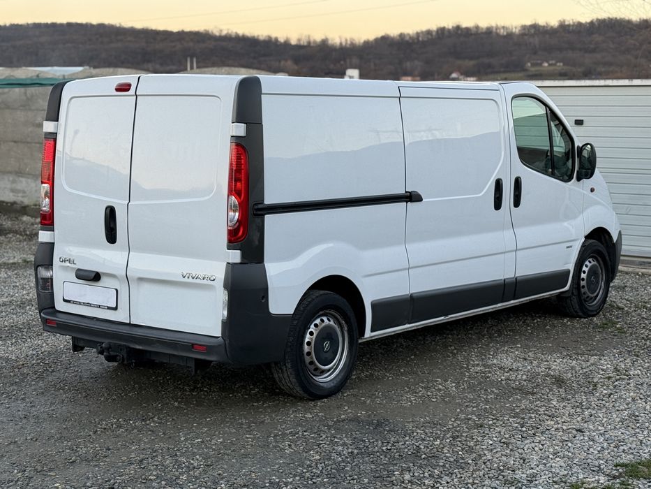 Opel Vivaro 2014 - Lung - 2.0 CDTI - Euro 5 - A/C - USI - Laterale
