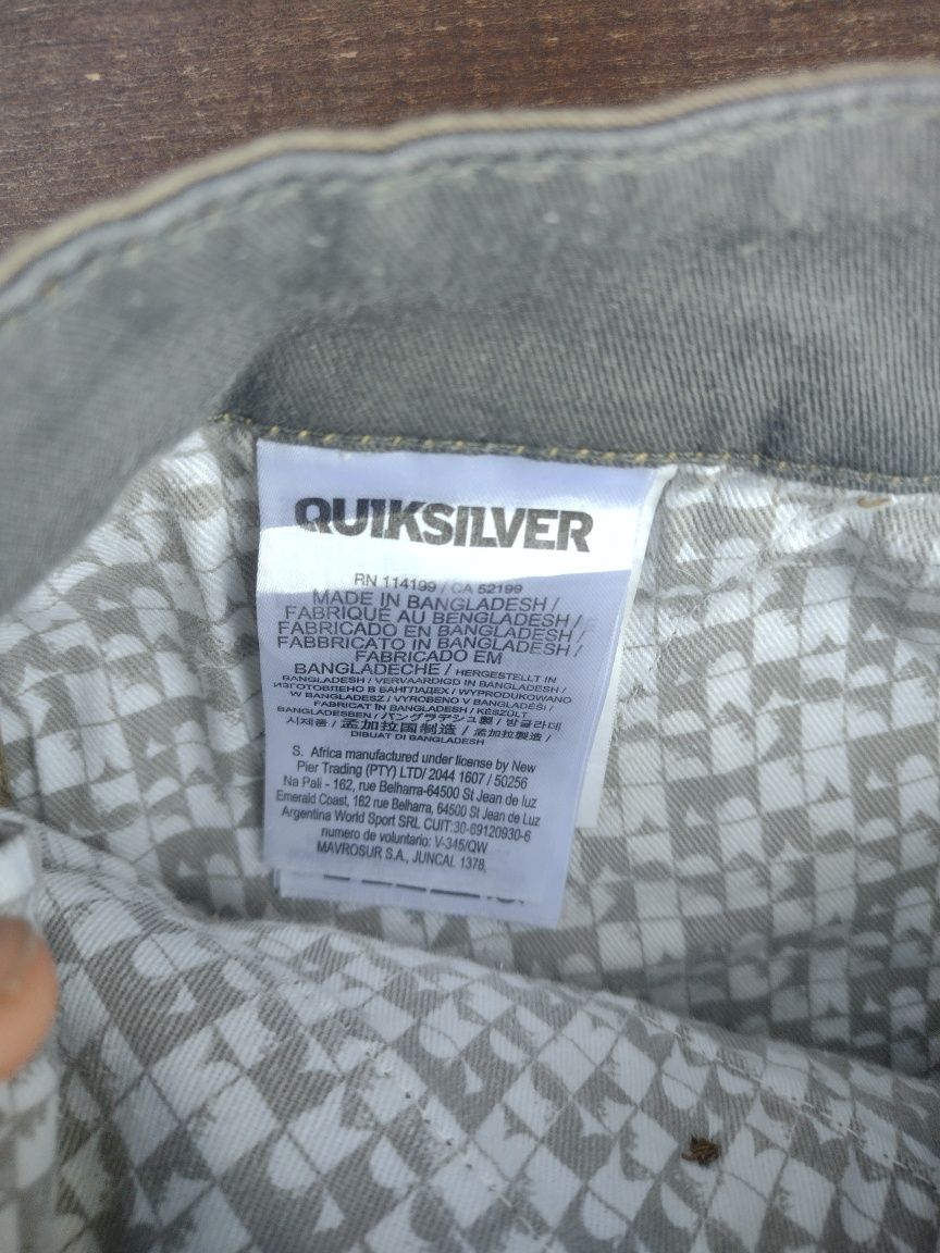Quiksilver къси панталони