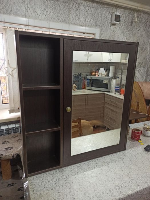 Шкафчик для ванной