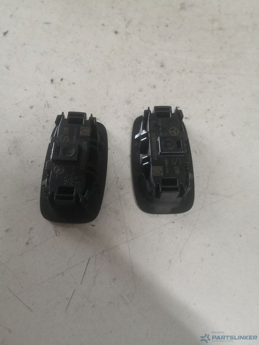 Lampa interior MERCEDES-BENZ S-CLASS II (W222, C215) [ 2005 - 2013 ] S 350 BlueTec (OM 642.862) 190KW|258HP OEM A0009062803