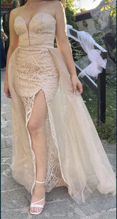 Продава се бална рокля!