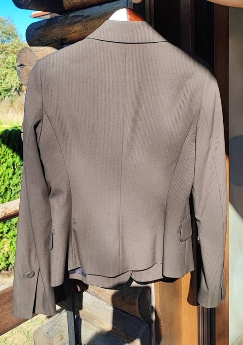 Елегантни сака Jake's и  Amisu номерS