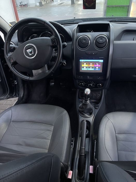 Dacia Duster 1.2 tce 2014 full options