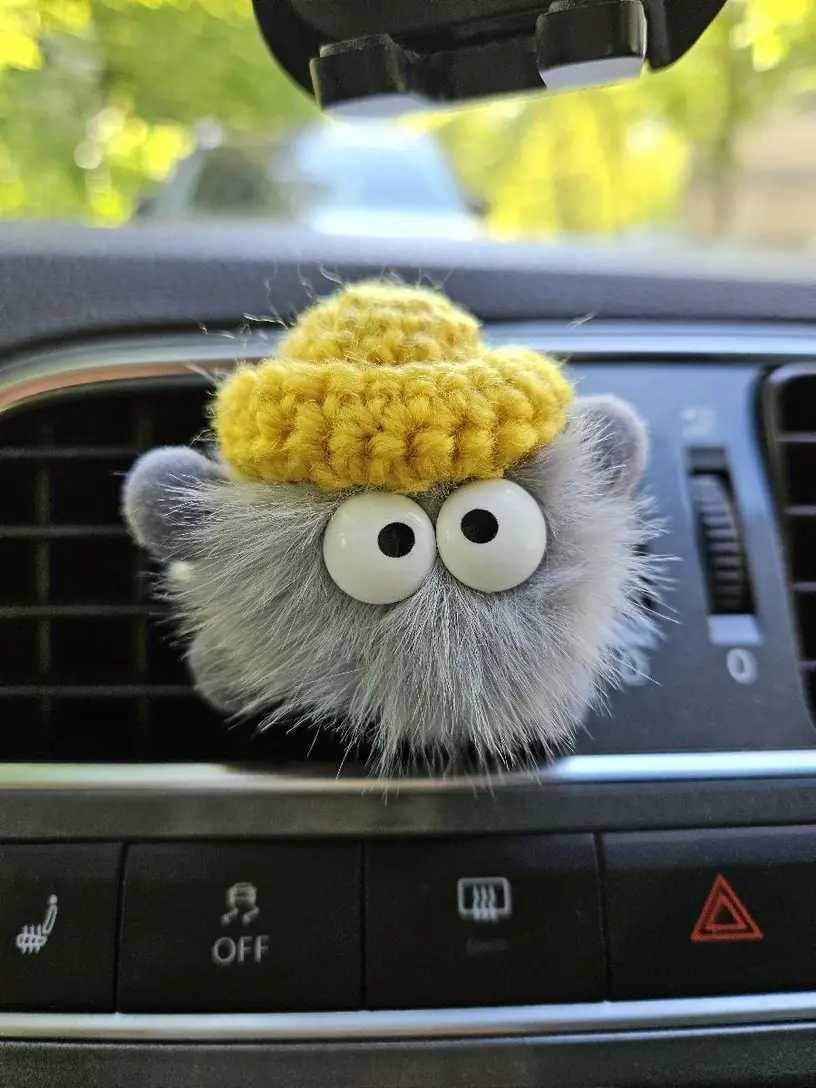 FluffCap х2 + 8 таблетки – подаръчен комплект за кола