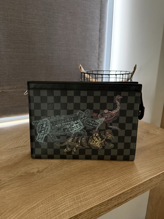 Клъч Louis Vuitton