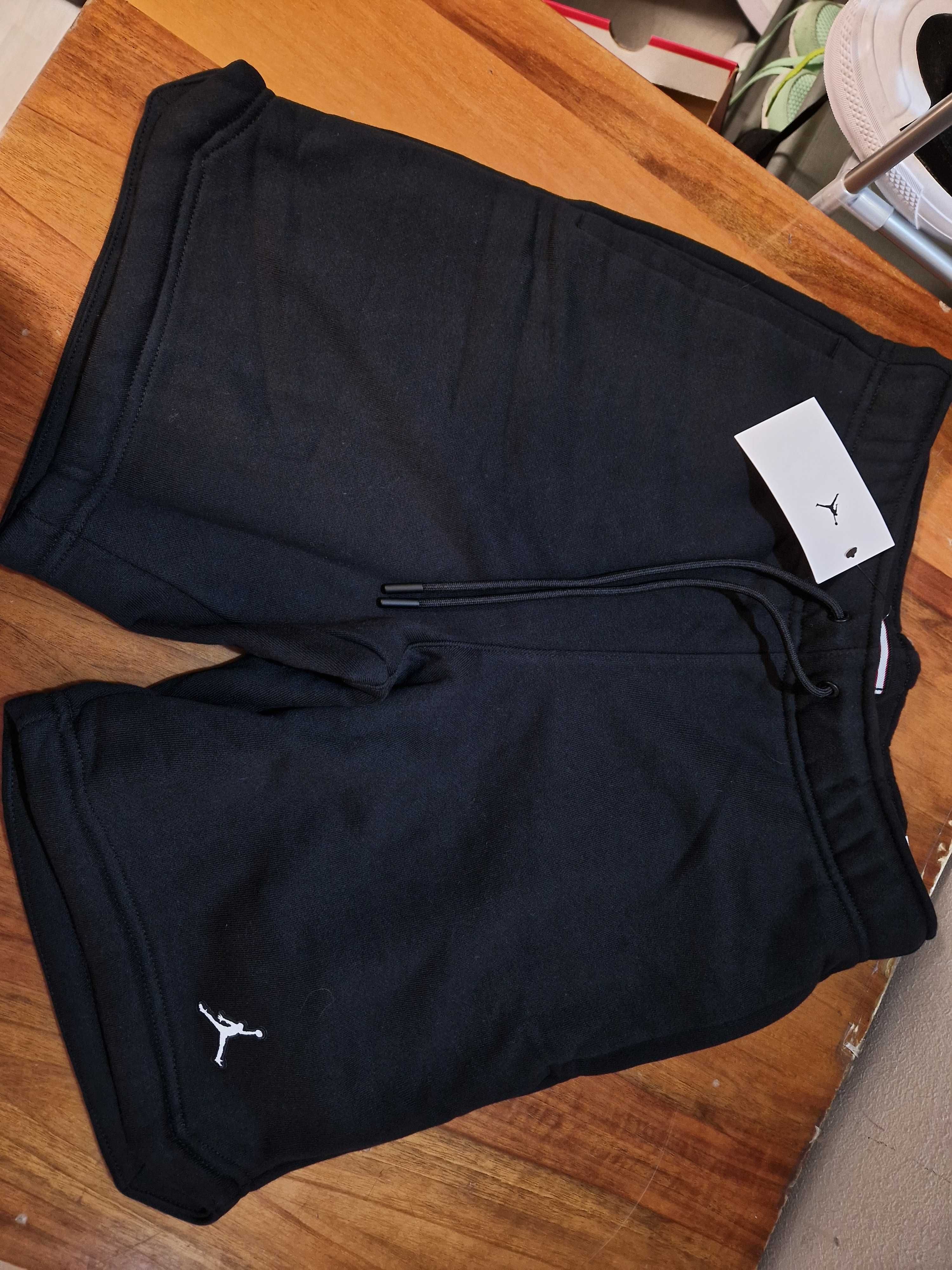 Pantaloni scurti Jordan Essential Fleece, noi XS,L,XL