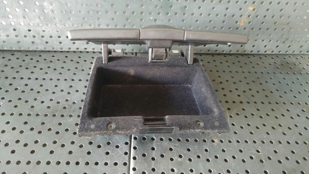 Sertar depozitare hyundai santa fe 2 cm 847452b000