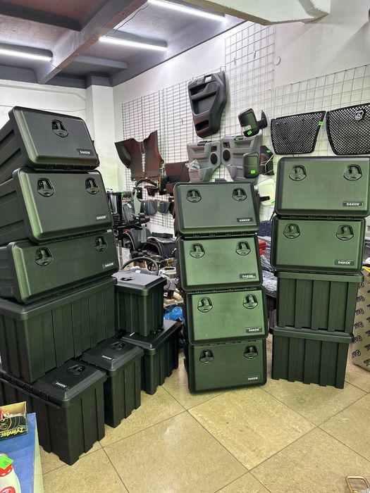 Ящик пластиковый Daken на газель