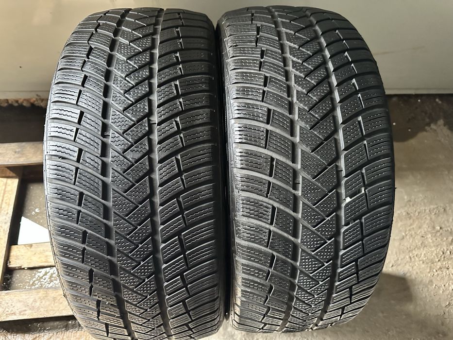 235/45 R19 Vredestein Wintrac Pro+ DOT 3524 6.19 mm