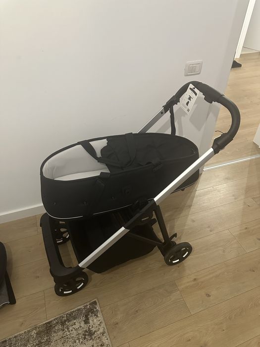 Carucior premium Thule Shine