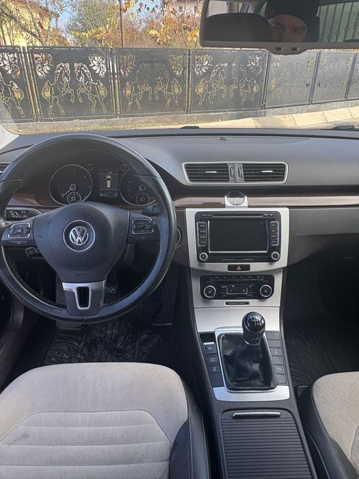 Vw passat 2.0 tdi 140 cp 2011