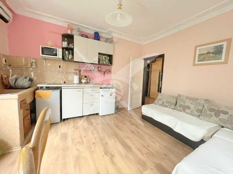 Продава се Къща в Поморие - 210 кв.м за 624 €/кв.м - Снимка #1