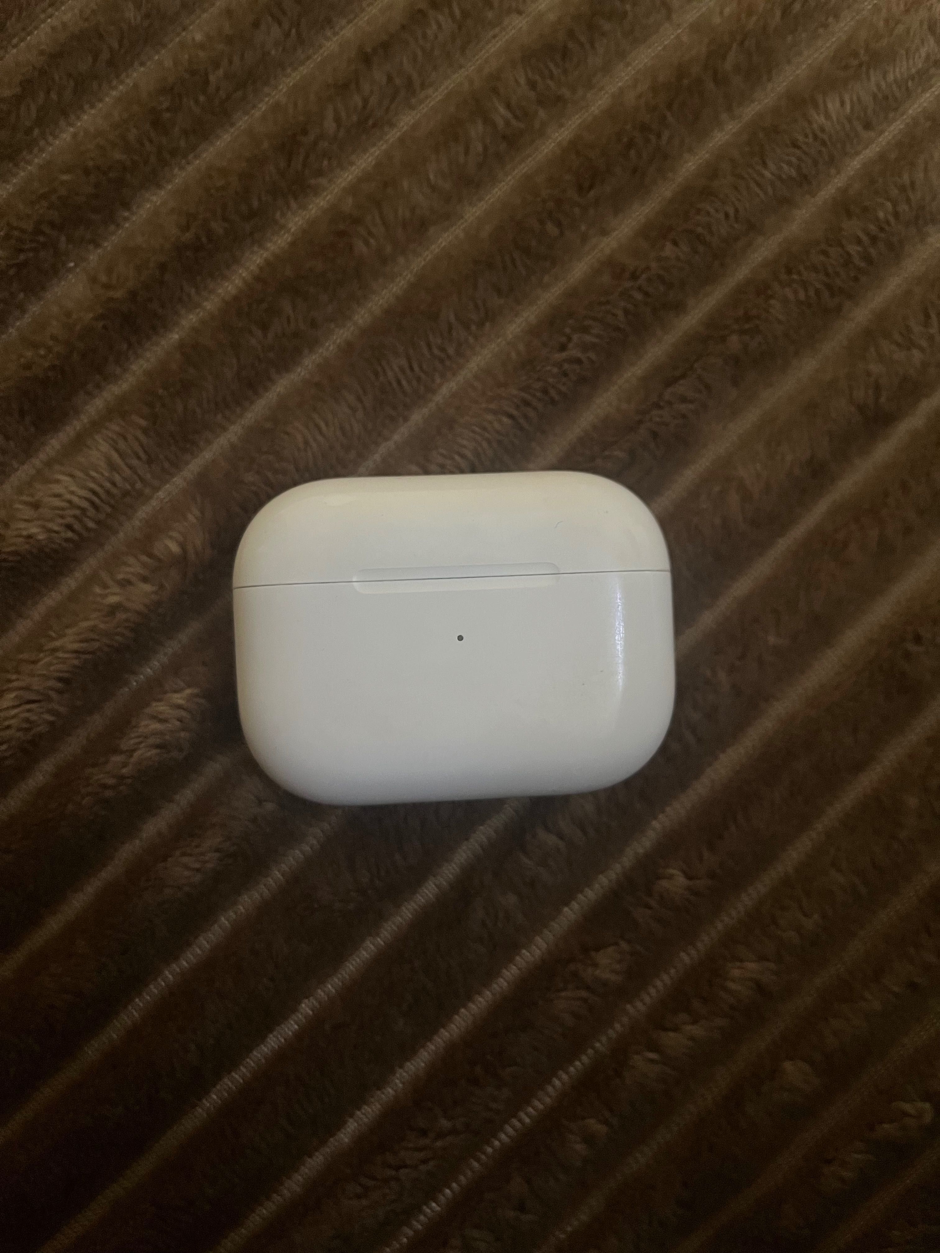 AirPods Pro наушники