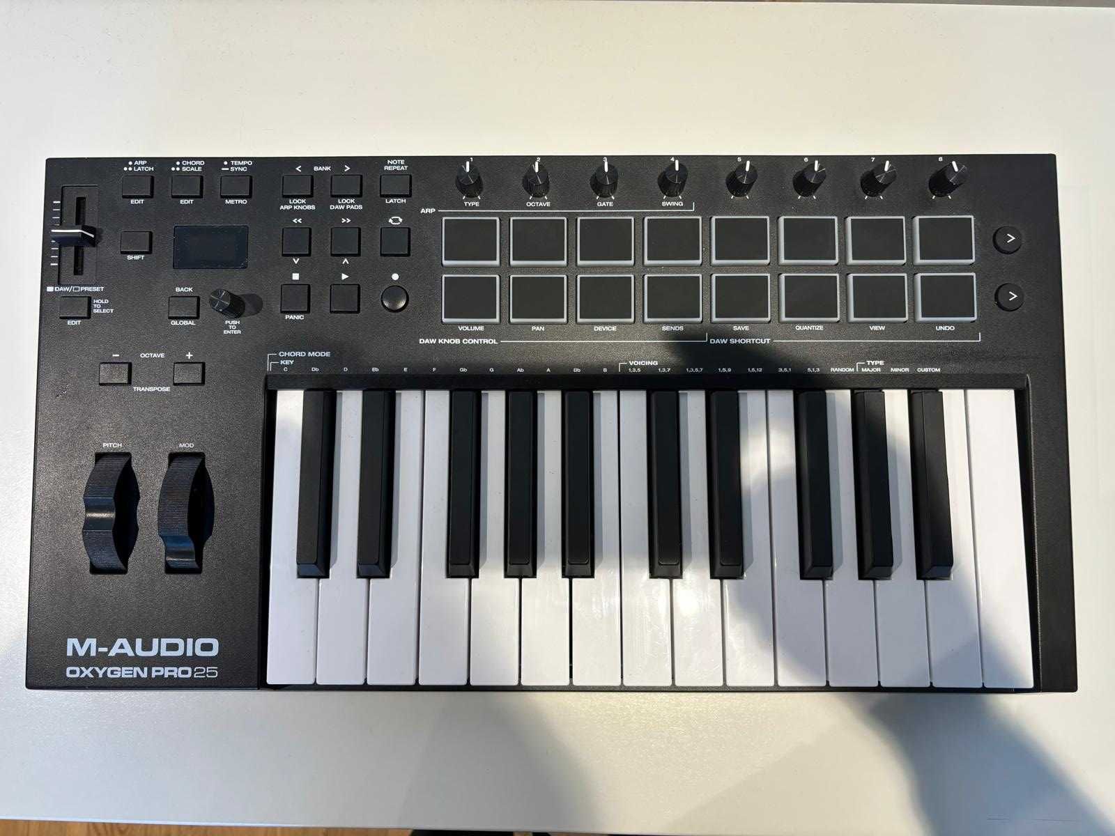 M-Audio Oxygen Pro 25 | Clapă Midi