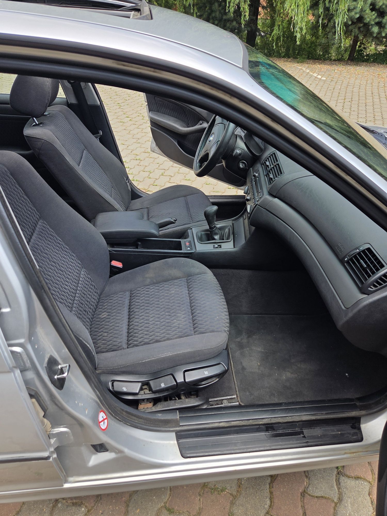 Vând bmw e46 1.9 benzina ac trapa