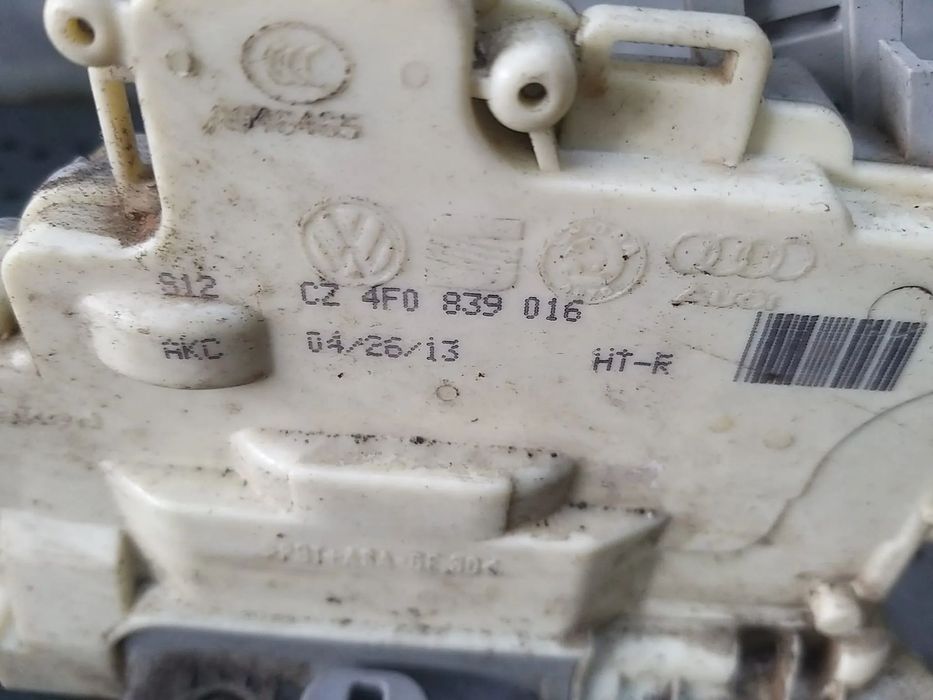 Broasca usa dreapta spate audi a6 c6 4f 4f0839016