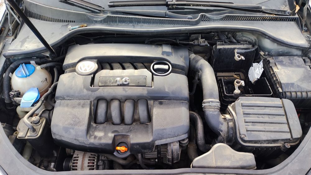 Голф 5 1.6 102 к.с на части