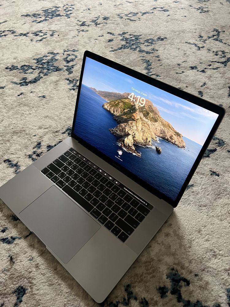 Macbook pro 15-inch, 2018