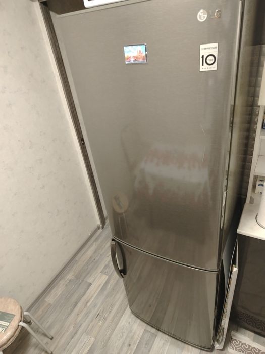 Холодильник продам