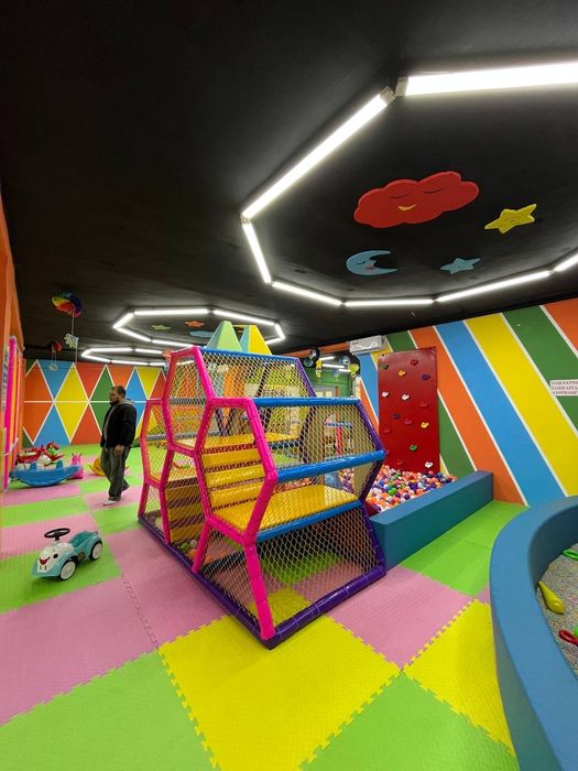 Детская площадка Bolalar maydonchasi