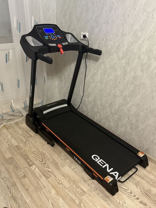 Продам беговую дорожку