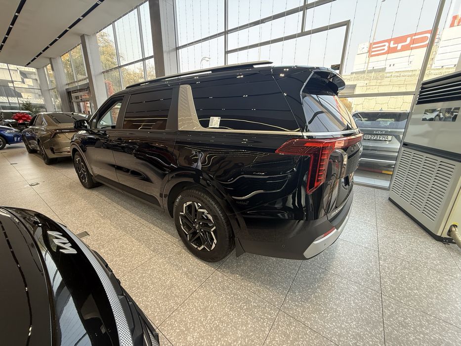 Новые Kia Carnival PE в наличии