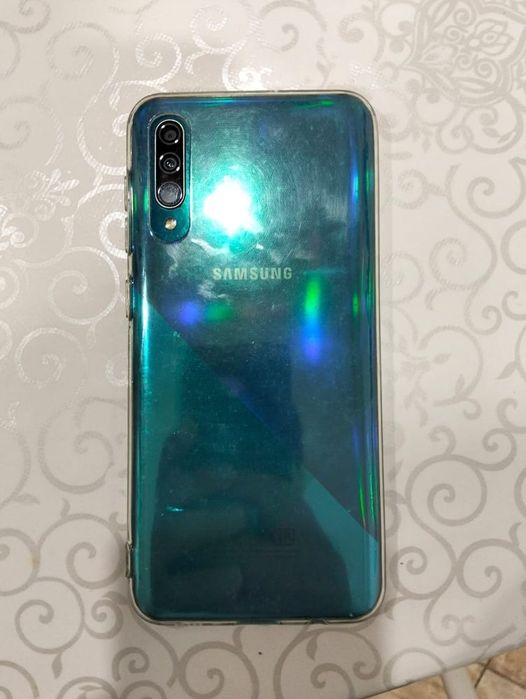 Продам Samsung A30s