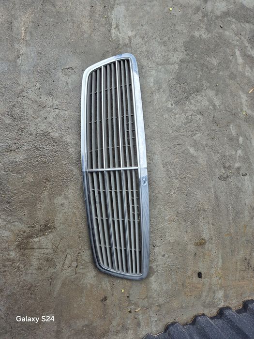 Решетка радиатора Mercedes W203