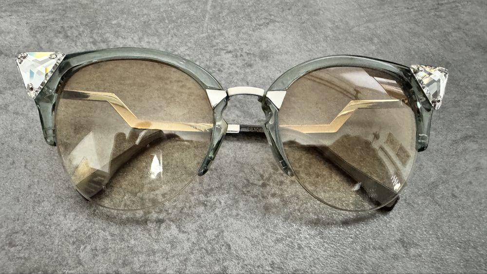 Fendi ochelari  cat Eye