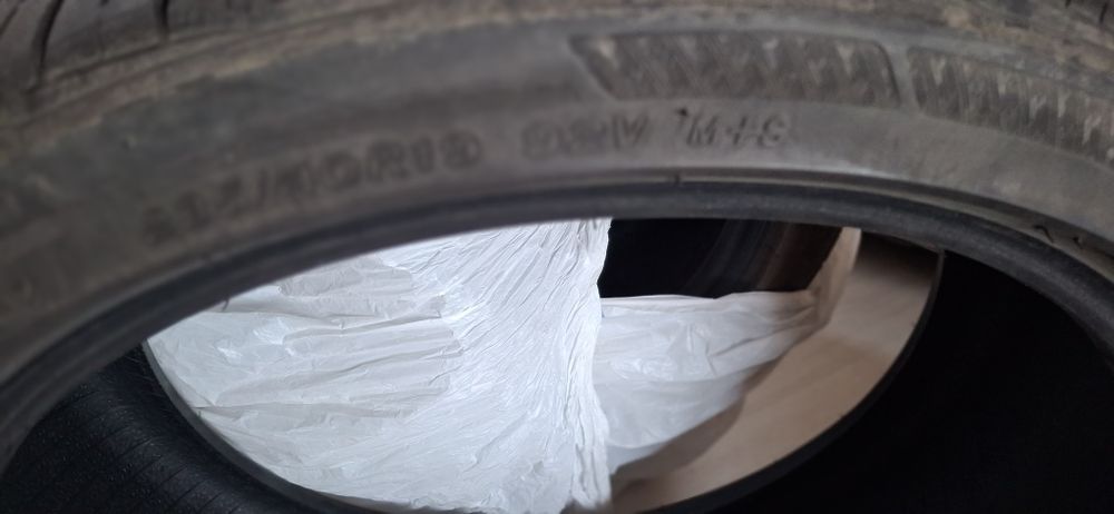 Продам шины. 2 штуки. Недорого